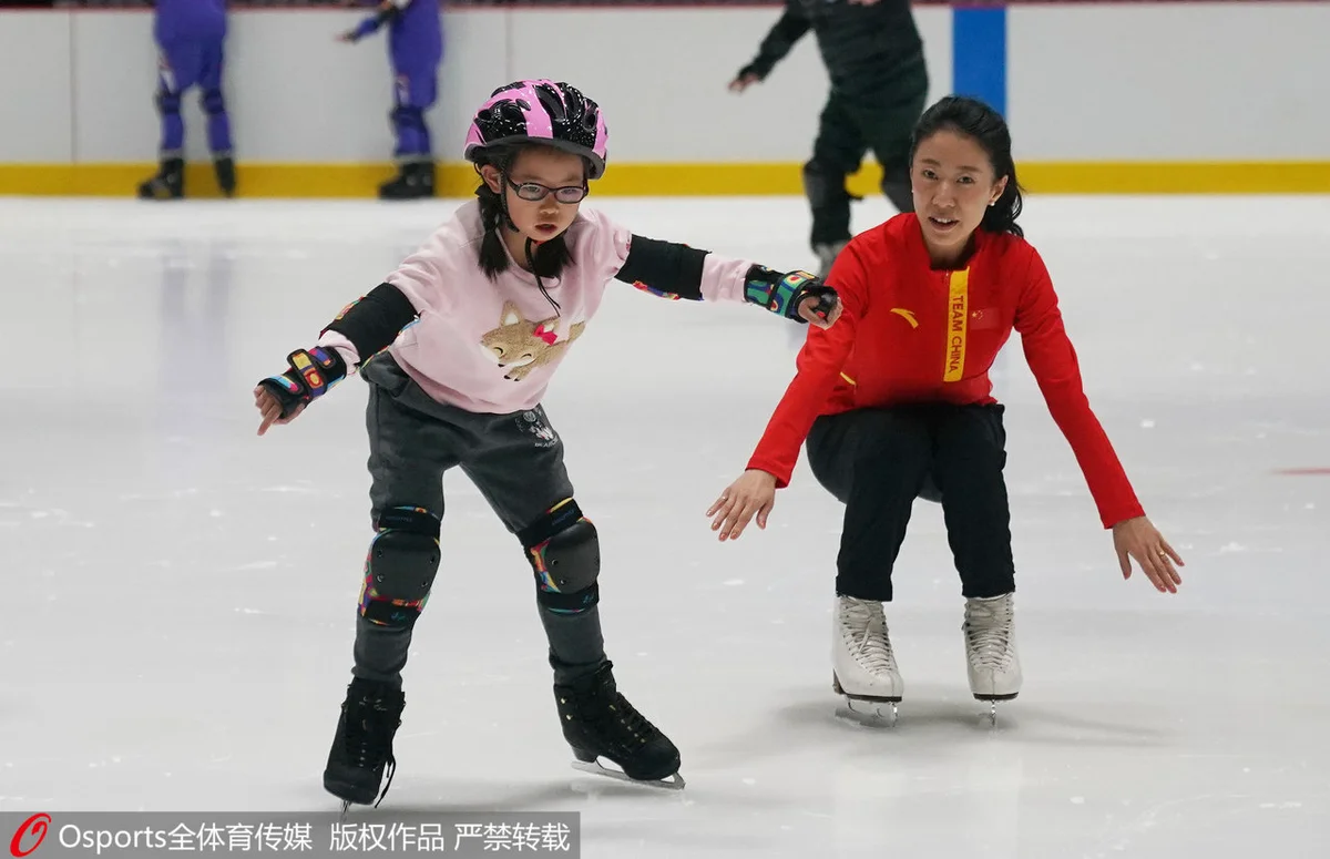 成年人如何在业余时间练习篮球接球技巧?_0